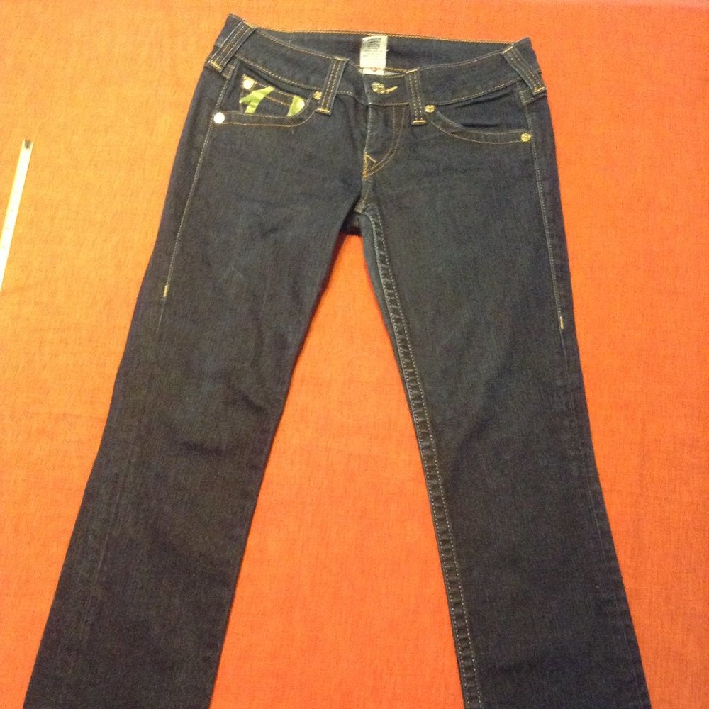 True Religion Ladies Jeans Pants Great condition! Green Gold Foil Paint Sz 29